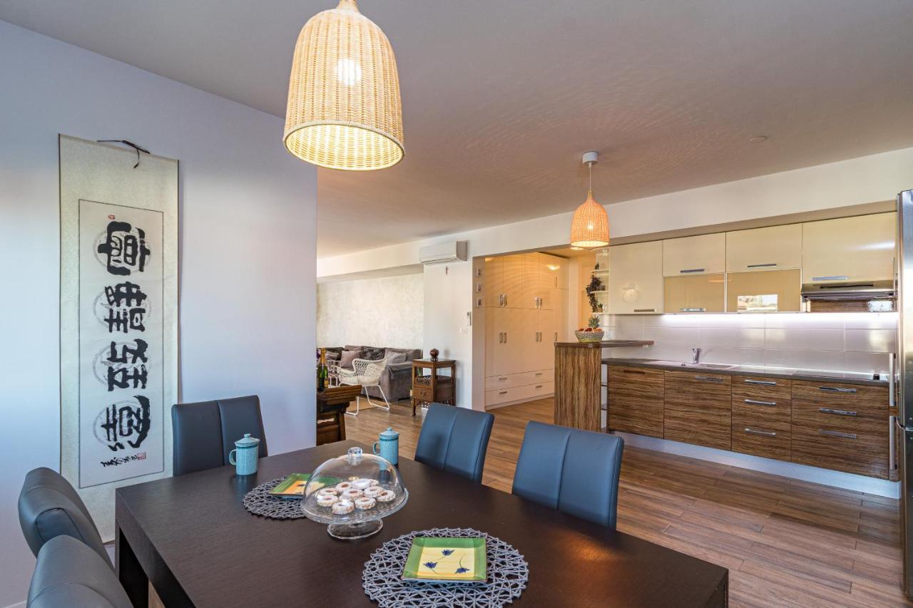 Lovely Istrian Apartment With A Private Swimming Pool And A Charming Garden Banjole Buitenkant foto